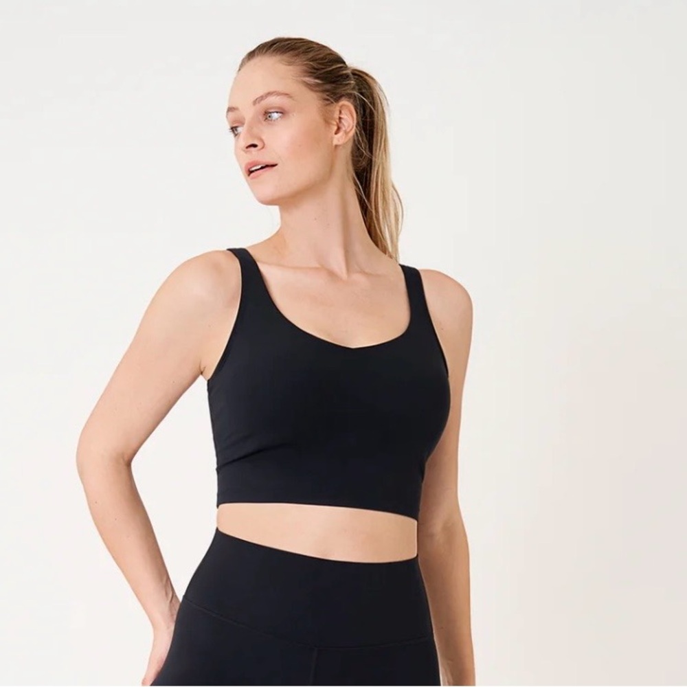 Seamless Black Nursing Crop Top - Comfortable Support - Picture 3 of 9